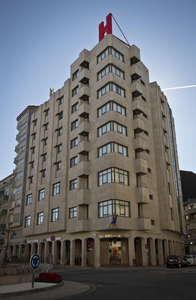 Aparthotel Arenteiro Carballiño Exteriör bild