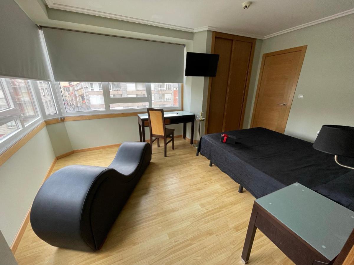 Aparthotel Arenteiro Carballiño Exteriör bild