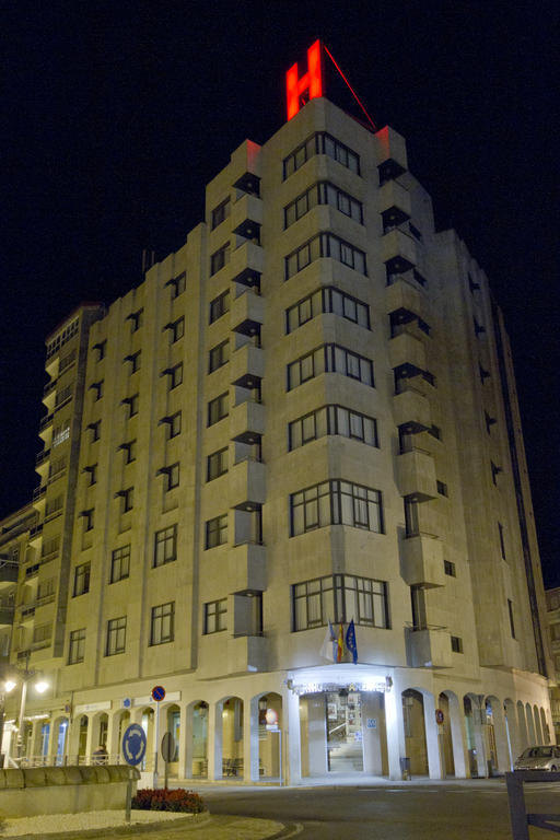 Aparthotel Arenteiro Carballiño Exteriör bild